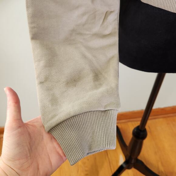 WEWOREWHAT Half Zip Cropped Fleece Hoodie in Stone, Size Large - Picture 9 of 14